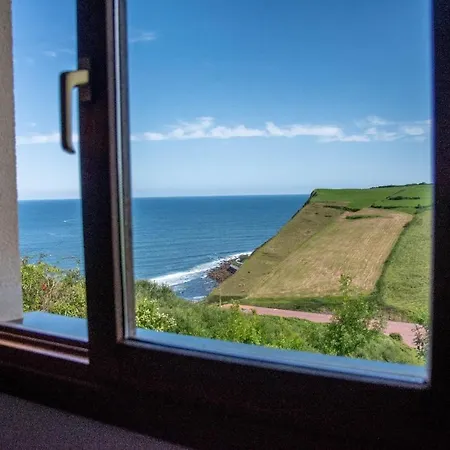 Gure Ametsa Landhuis Getaria